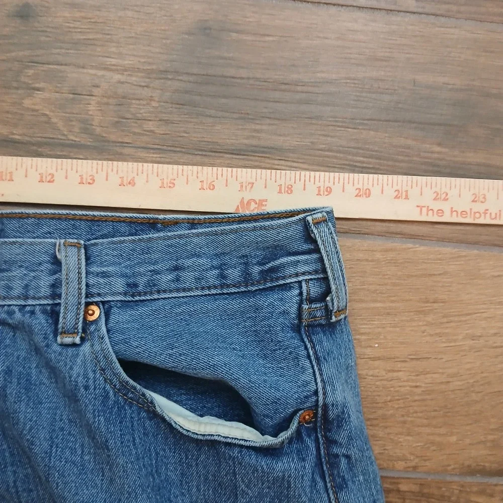 Levi's 501 Jeans Mens 40x32 (FITS 38x30) Blue Denim Button Fly Straight Leg